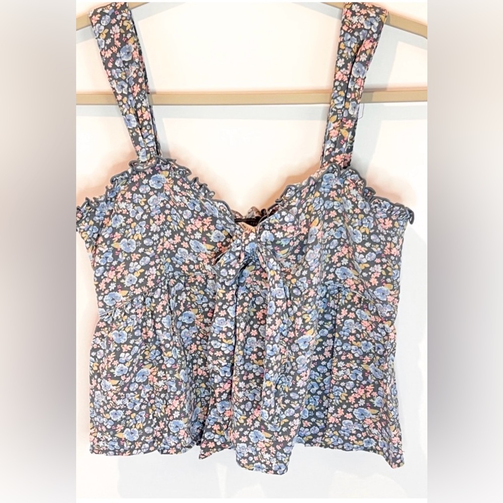 American Eagle floral tie front cropped tank, S